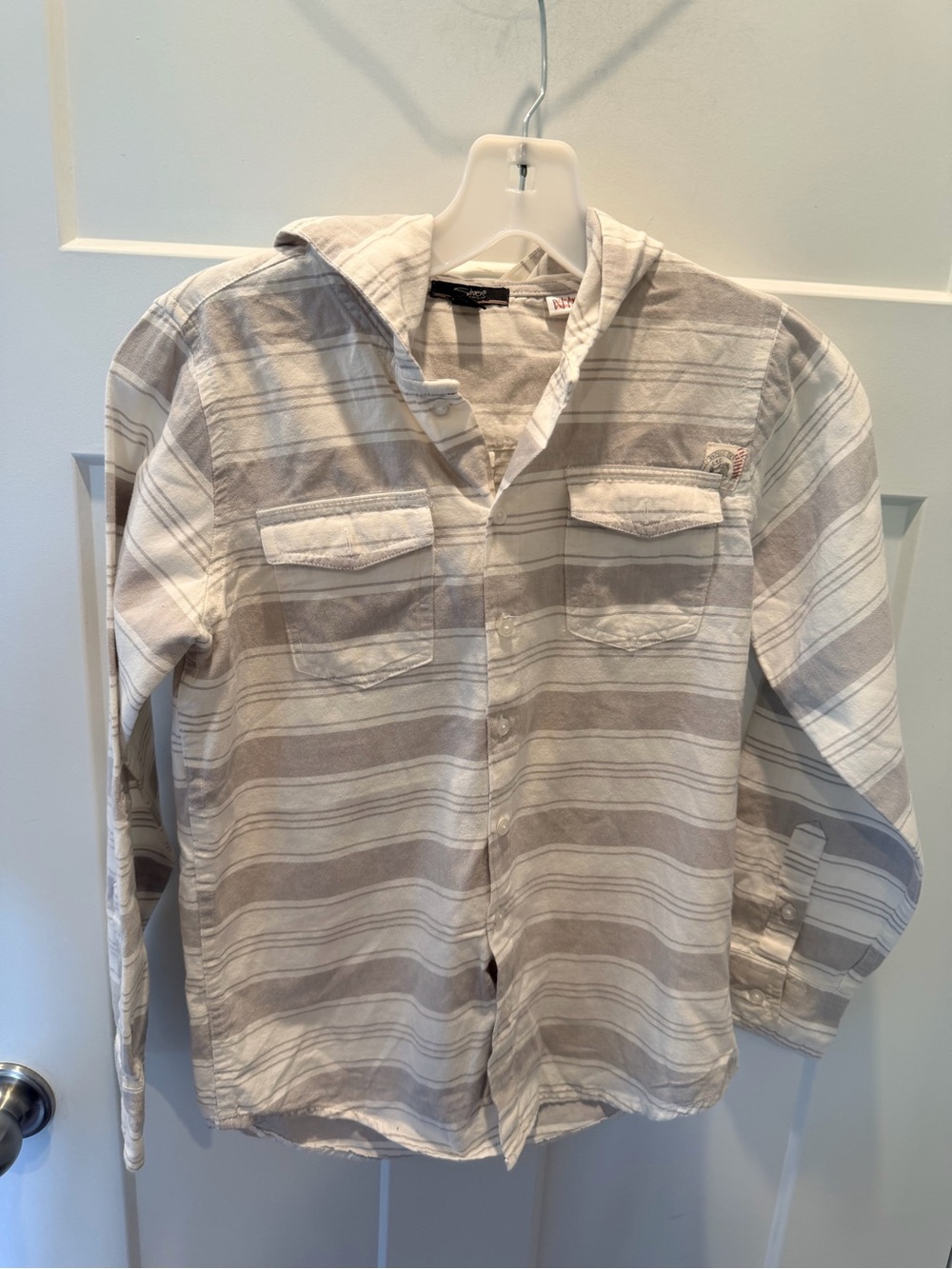 Silver Jeans Co Boys Size 10 Gray Striped Hooded Button Up Cotton Shirt